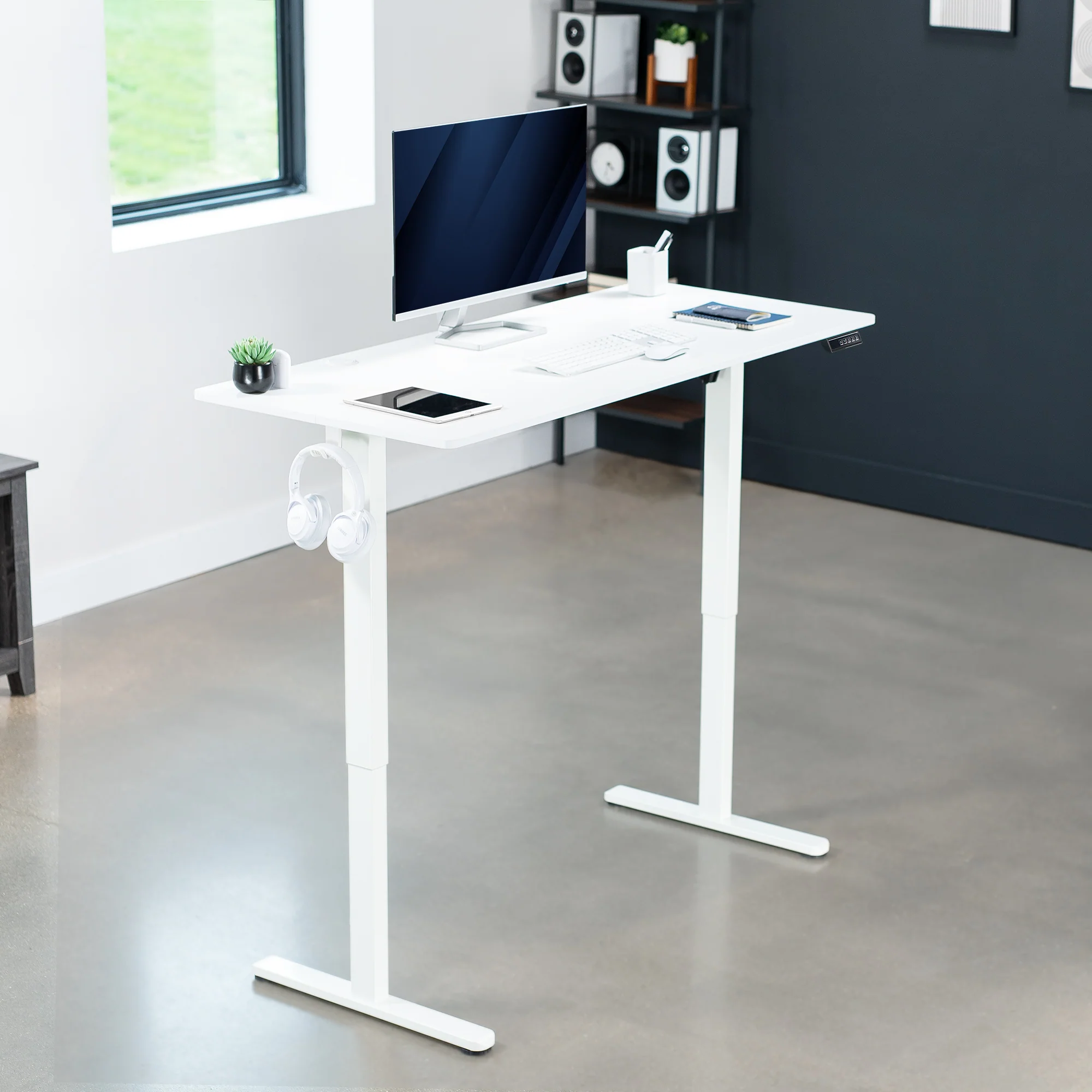E155 Series - 55" x 24" Electric Desk - Image 15