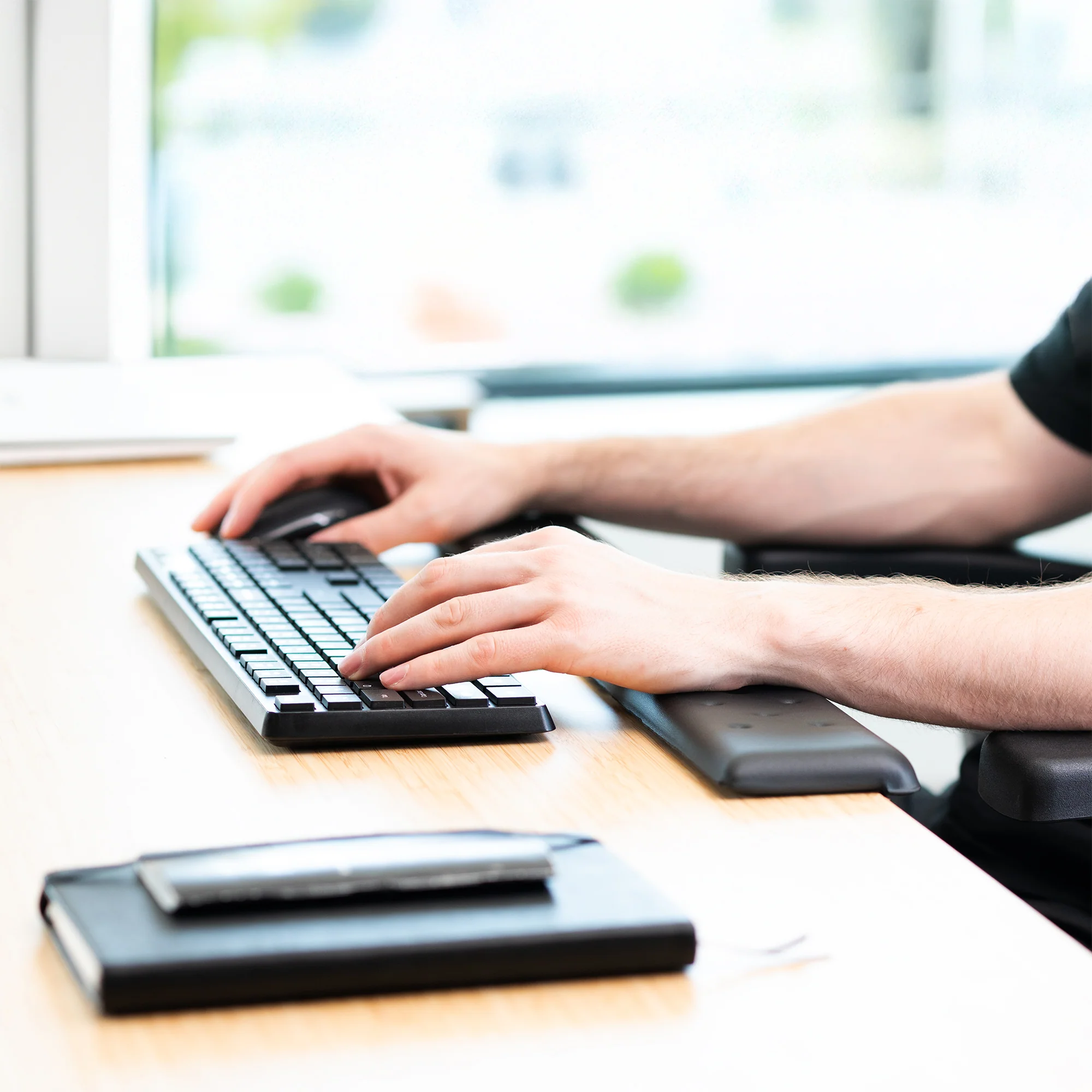 30" Wrist Pad - Image 9