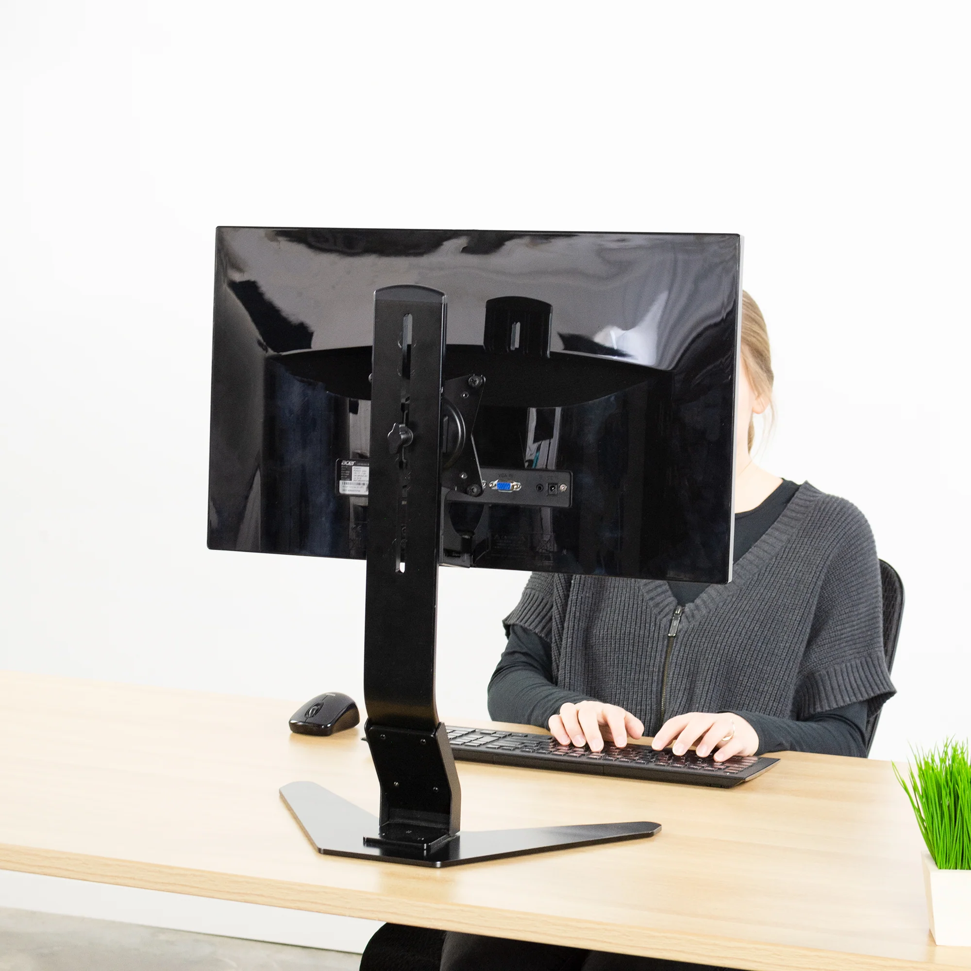 VESA Adapter for Compatible Acer and Viewsonic Monitors - Image 8