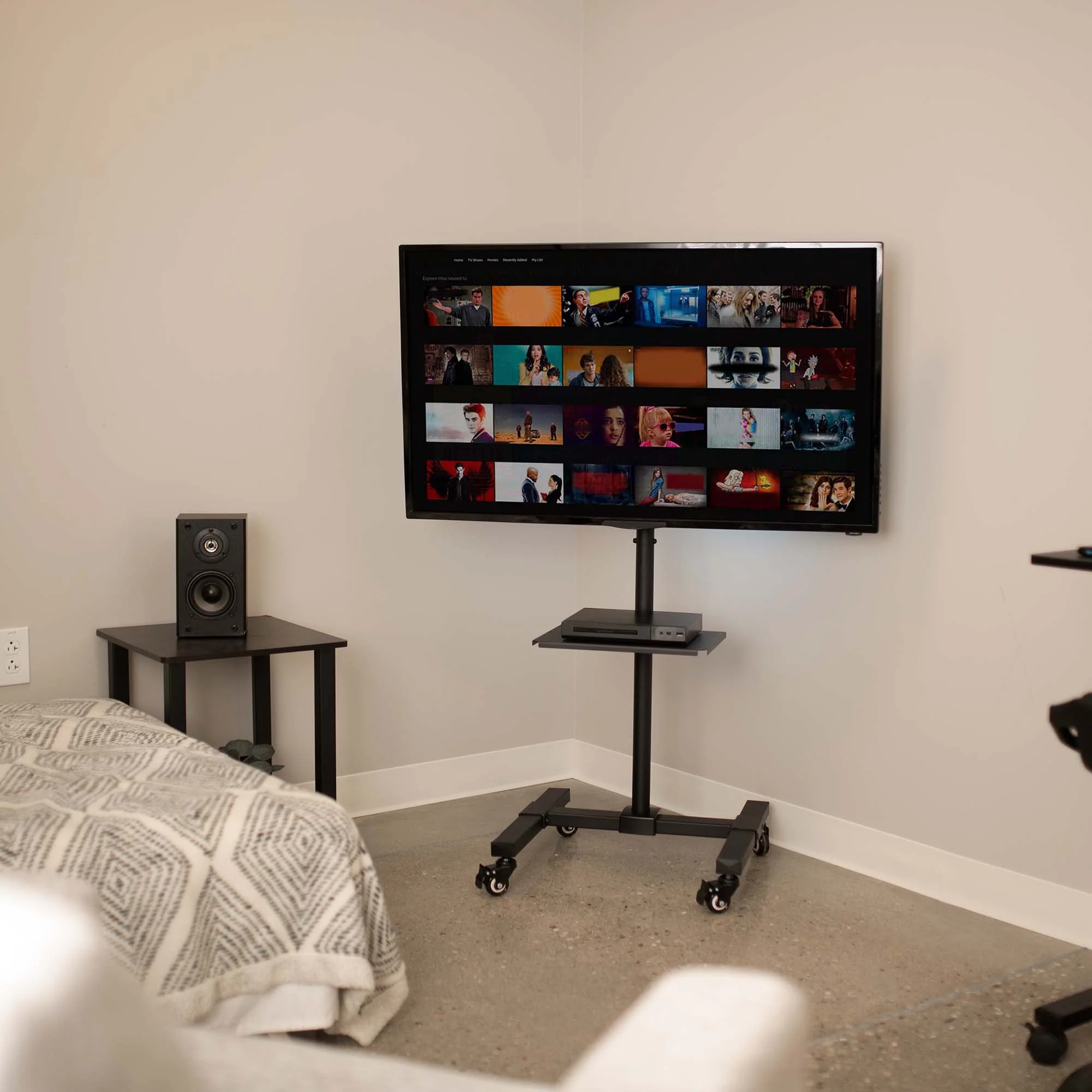 TV Cart for 13" to 50" Screens with Shelf - Image 7