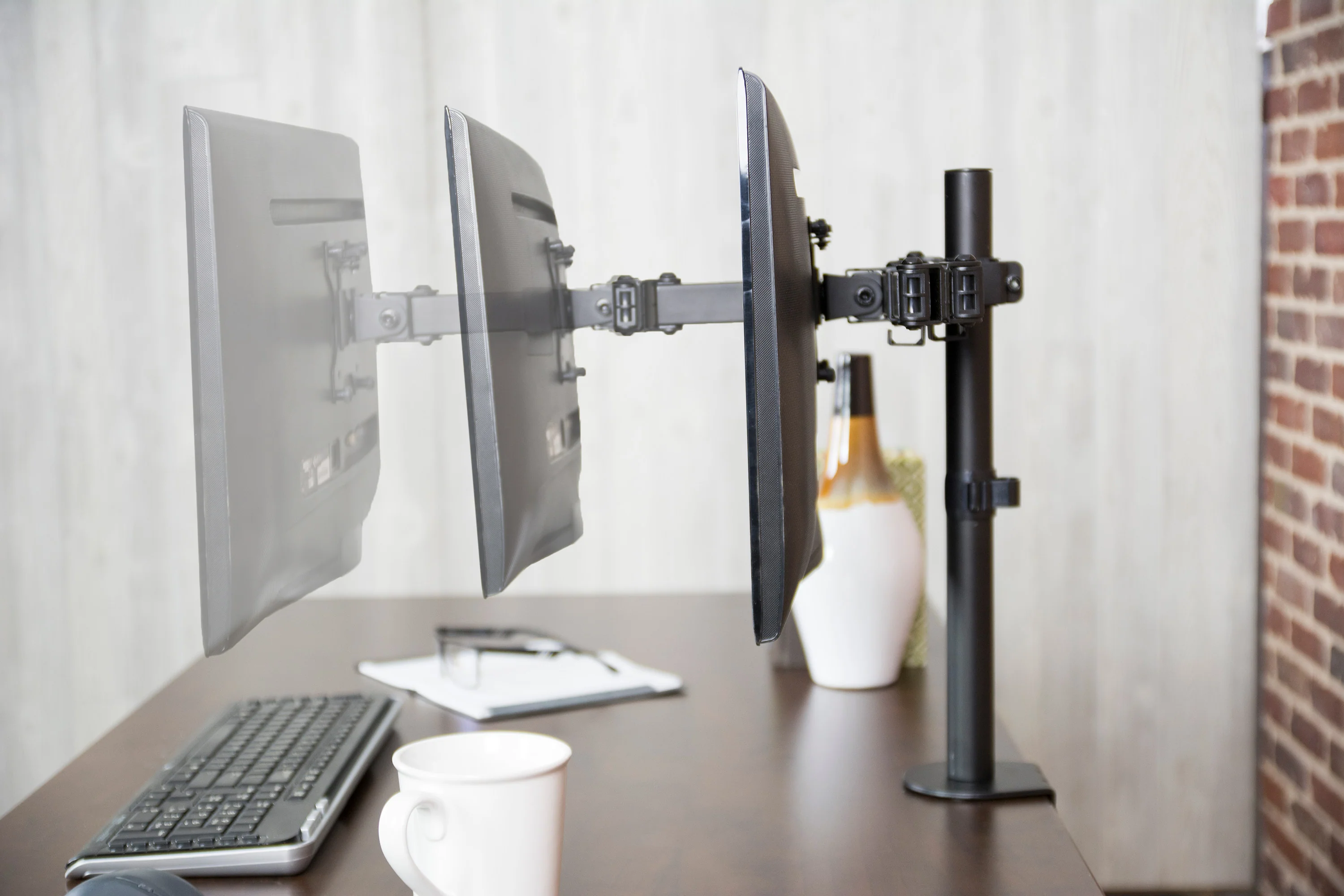 Single 13” to 32” Monitor Desk Mount - Image 4